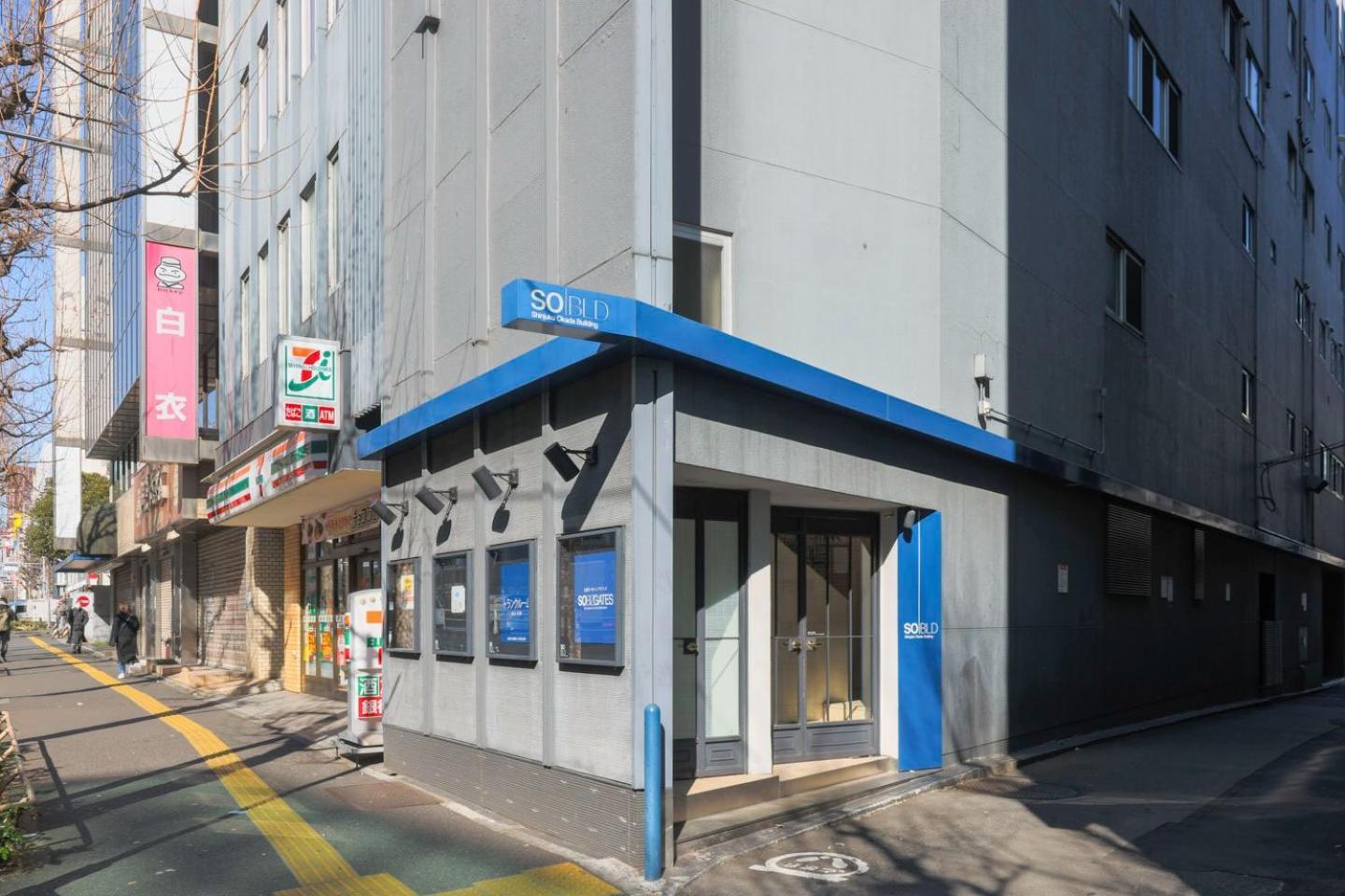 Shinjuku Okada Building Apartment Tokyo Exterior photo