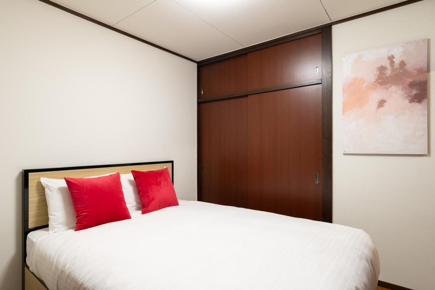 Shinjuku Okada Building Apartment Tokyo Exterior photo