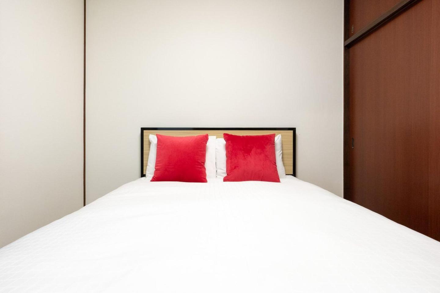 Shinjuku Okada Building Apartment Tokyo Exterior photo